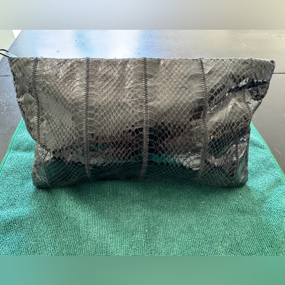 Chic Black Snakeskin Clutch